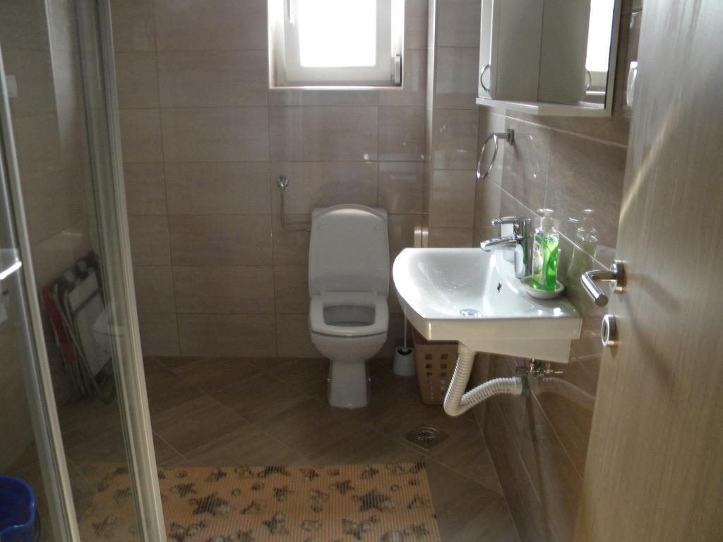 Apartment Srebrni Oblak Arandjelovac Exteriör bild
